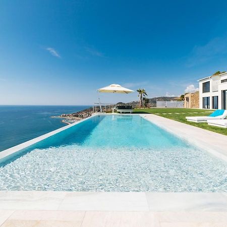Villa Sabrina Riviera Dei Fiori A Picco Sul Mare Con Piscina Privata ,Wellness & Spa Imperia Exterior foto