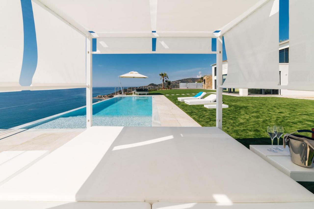 Villa Sabrina Riviera Dei Fiori A Picco Sul Mare Con Piscina Privata ,Wellness & Spa Imperia Exterior foto